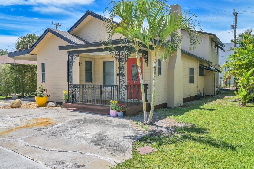 Amazing opportunity to own this charming, remodeled home - Beach Home for sale in West Palm Beach, Florida on Beachhouse.com