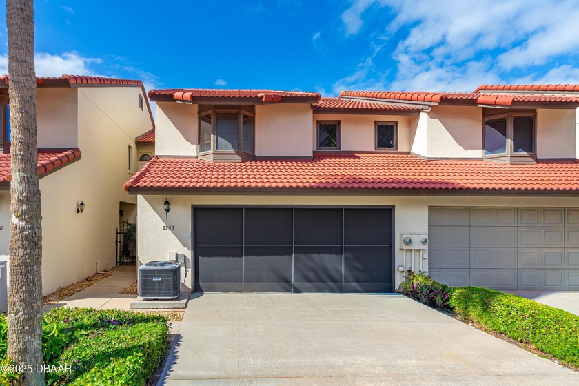 Live where every day feels like a beach day! This 3-bed, 2 - Beach Townhome/Townhouse for sale in Daytona Beach, Florida on Beachhouse.com