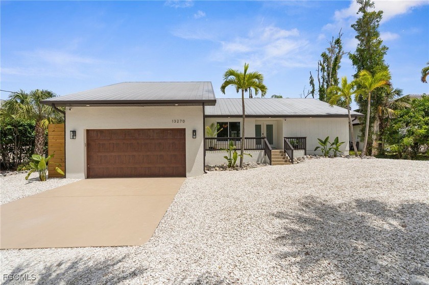 Fully furnished (As Shown) Coastal Elegance Near Sanibel & Fort - Beach Home for sale in Fort Myers, Florida on Beachhouse.com