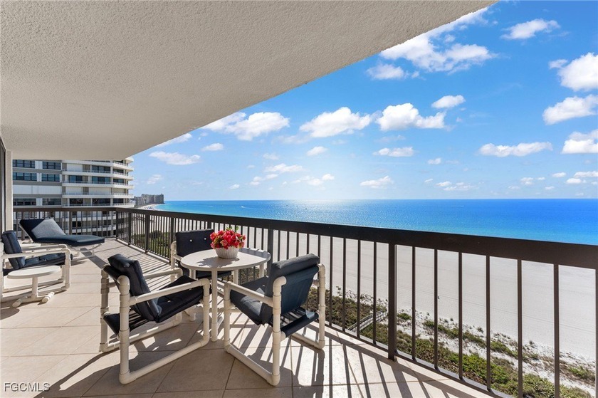 Welcome to The Duchess ... one of the premier condominiums on - Beach Condo for sale in Marco Island, Florida on Beachhouse.com