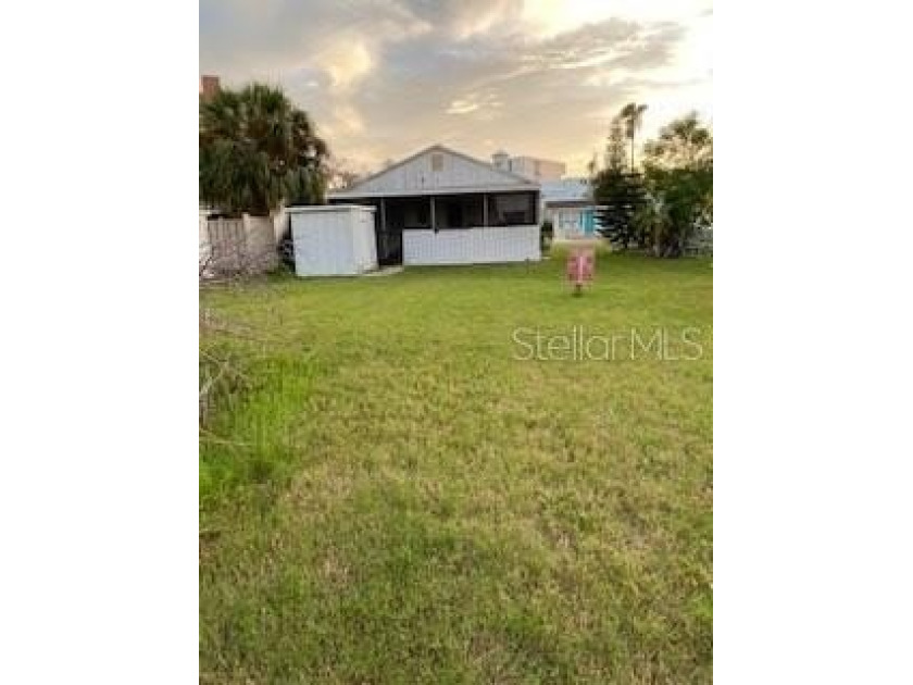 Prime Vacant Lot in Redington Shores - Build Your Dream Home - Beach Lot for sale in Redington Shores, Florida on Beachhouse.com