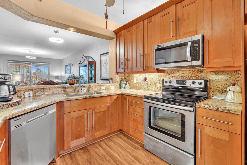 SELLER SAYS BRING OFFERS. ALL WILL BE CONSIDERED. GORGEOUS - Beach Condo for sale in Tamarac, Florida on Beachhouse.com