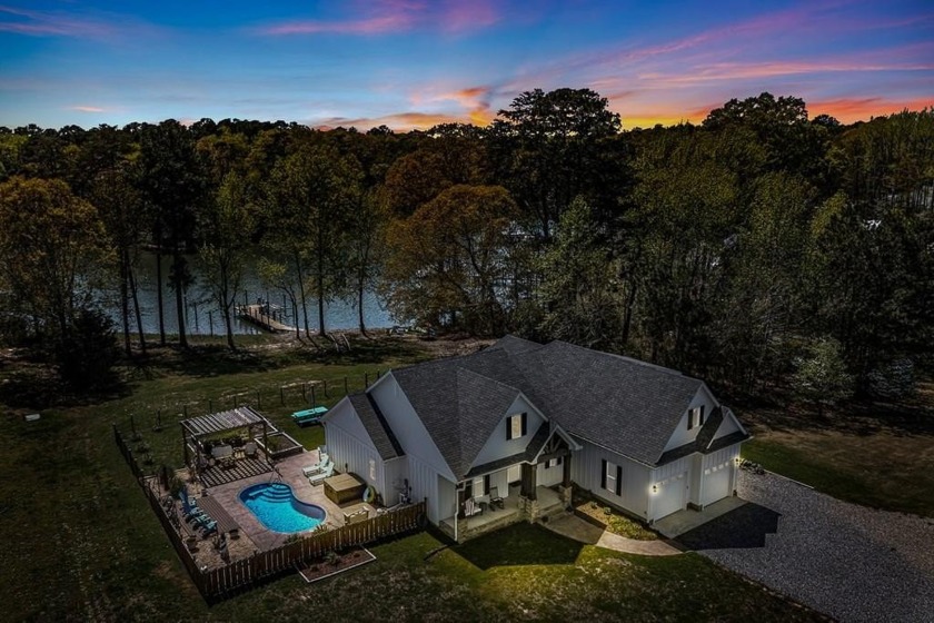 This beautiful, custom built home on protected Crane's Creek - Beach Home for sale in Wicomico Church, Virginia on Beachhouse.com