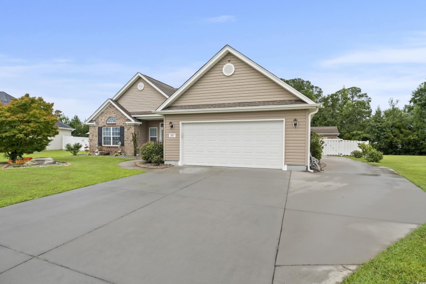 Looking for a single-story home with land, privacy, and - Beach Home for sale in Myrtle Beach, South Carolina on Beachhouse.com