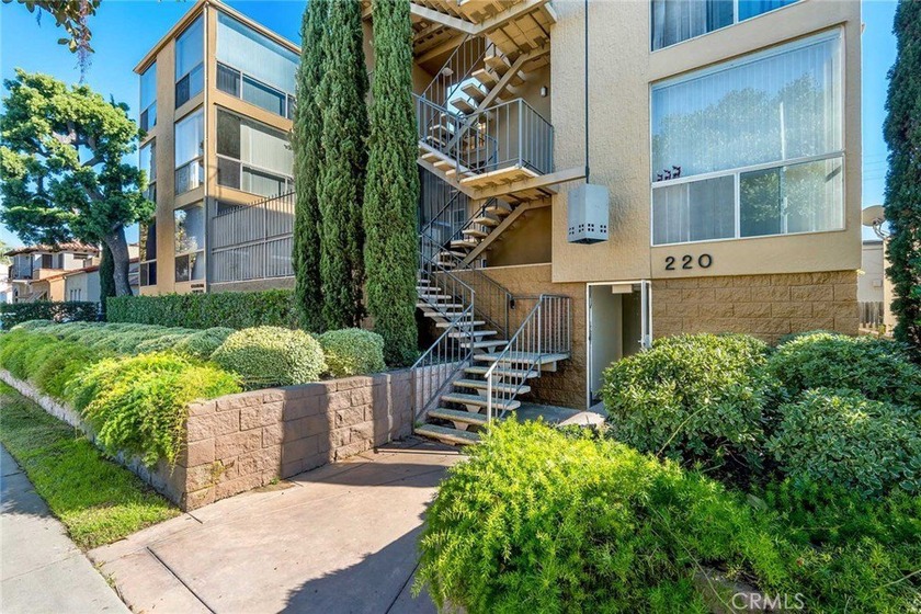 Trophy Belmont Shore Apartment Building - Pride of Ownership - Beach Home for sale in Long Beach, California on Beachhouse.com