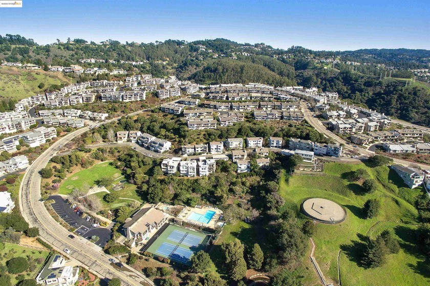 Welcome to this striking hillside sanctuary tucked within an - Beach Townhome/Townhouse for sale in Oakland, California on Beachhouse.com