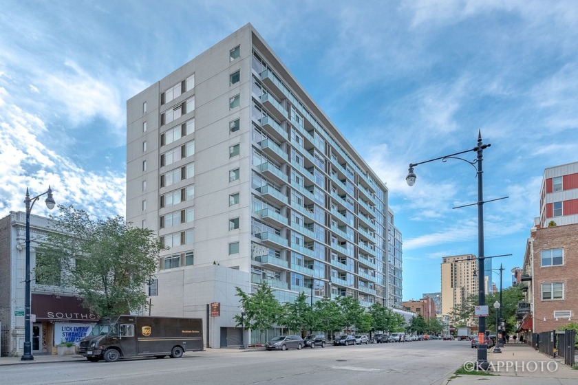 Embrace lakefront living in this captivating 2-bedroom - Beach Home for sale in Chicago, Illinois on Beachhouse.com