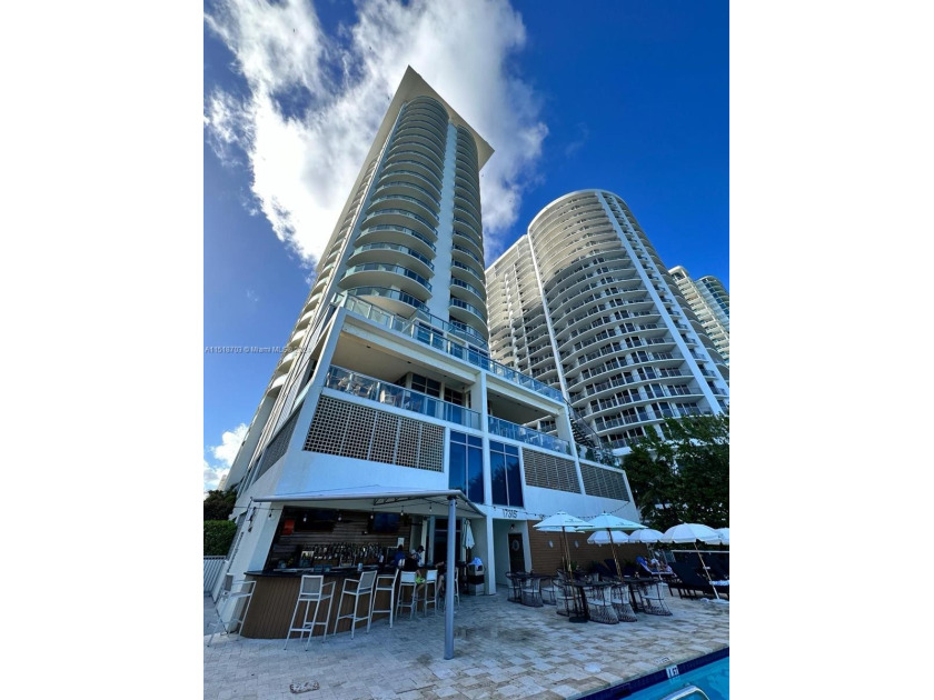 Great opportunity to own at Sole Miami, next to Golden Beach - Beach Condo for sale in Sunny Isles Beach, Florida on Beachhouse.com