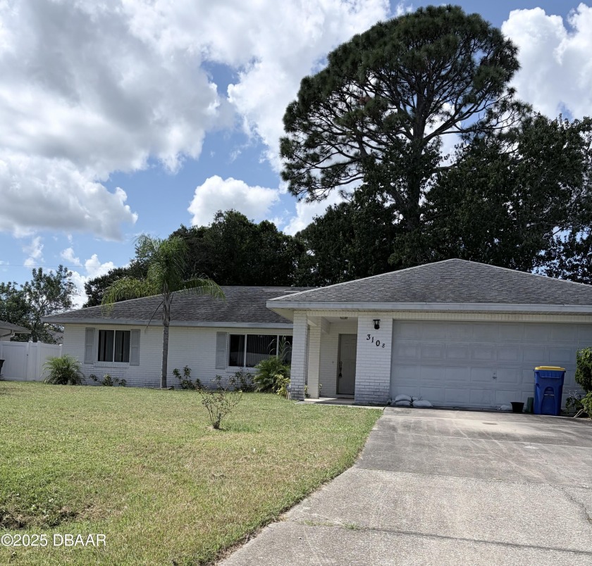 Welcome to 3108 Queen Palm Drive, Edgewater, FL 32141 - a home - Beach Home for sale in Edgewater, Florida on Beachhouse.com