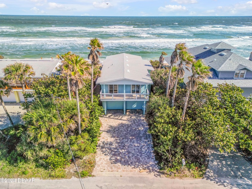 Direct oceanfront furnished turnkey 3 bdr 3 bath 2 car garage - Beach Home for sale in New Smyrna Beach, Florida on Beachhouse.com