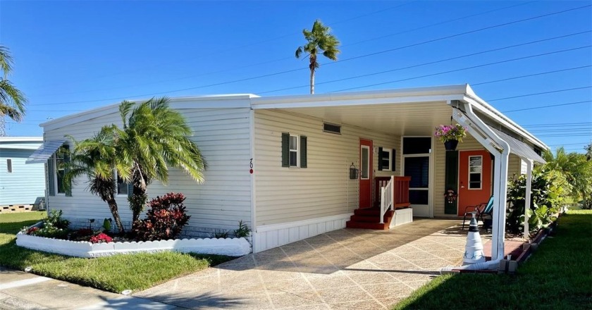 Under contract-accepting backup offers. Escape to serenity in - Beach Home for sale in Palm Harbor, Florida on Beachhouse.com