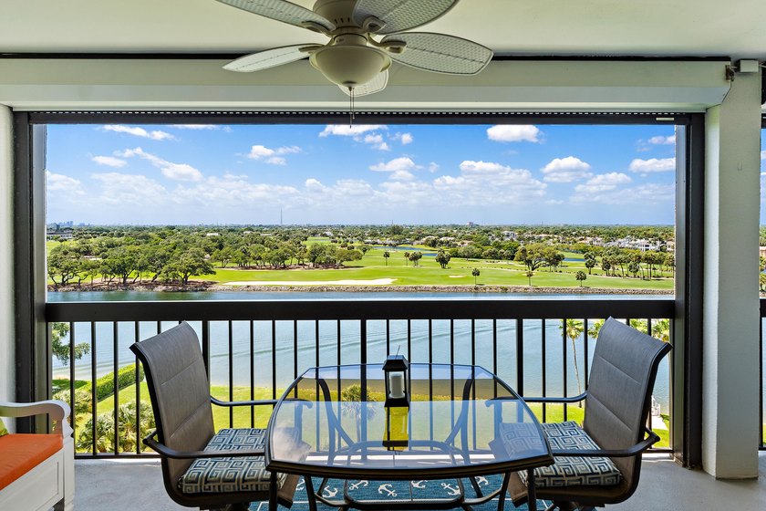 True paradise living in Florida! Rarely available, this spacious - Beach Condo for sale in North Palm Beach, Florida on Beachhouse.com