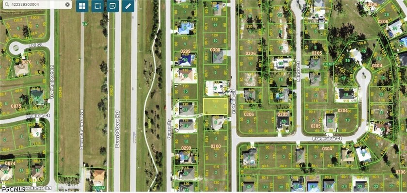 MOTIVATED SELLER...Build your dream home on this well-located - Beach Lot for sale in Punta Gorda, Florida on Beachhouse.com