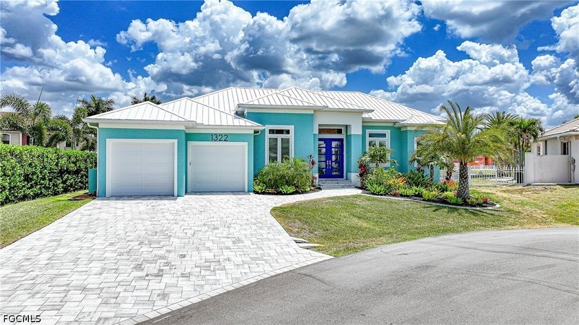 Custom built by West Coast Builders' Sean Howard, this - Beach Home for sale in Punta Gorda, Florida on Beachhouse.com