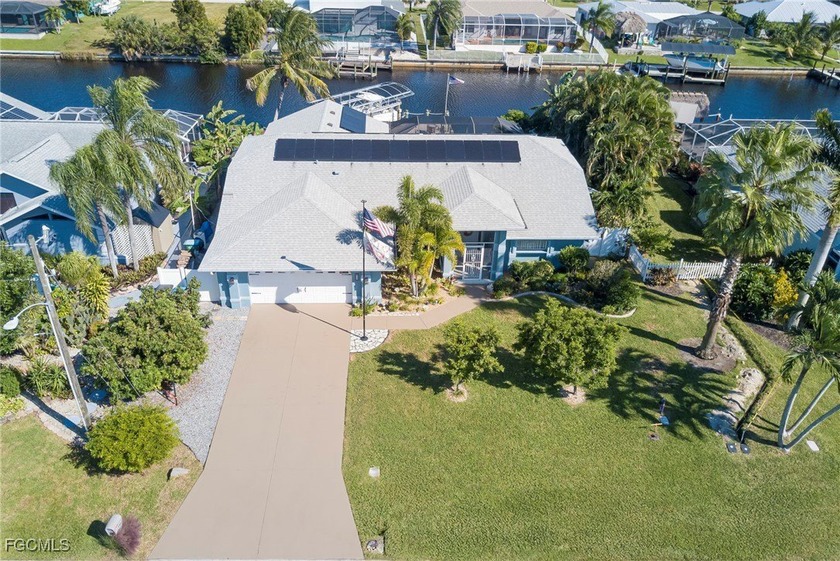 SAILBOAT ACCESS TO THE GULF!! Welcome to boater's paradise in - Beach Home for sale in Cape Coral, Florida on Beachhouse.com
