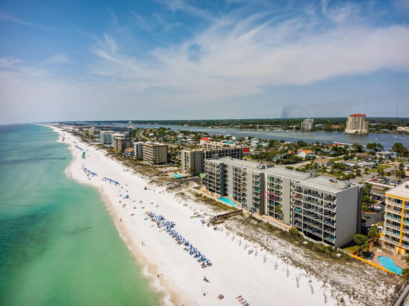 Welcome to your dream Gulf front 2 bedroom condominium, freshly - Beach Condo for sale in Fort Walton Beach, Florida on Beachhouse.com