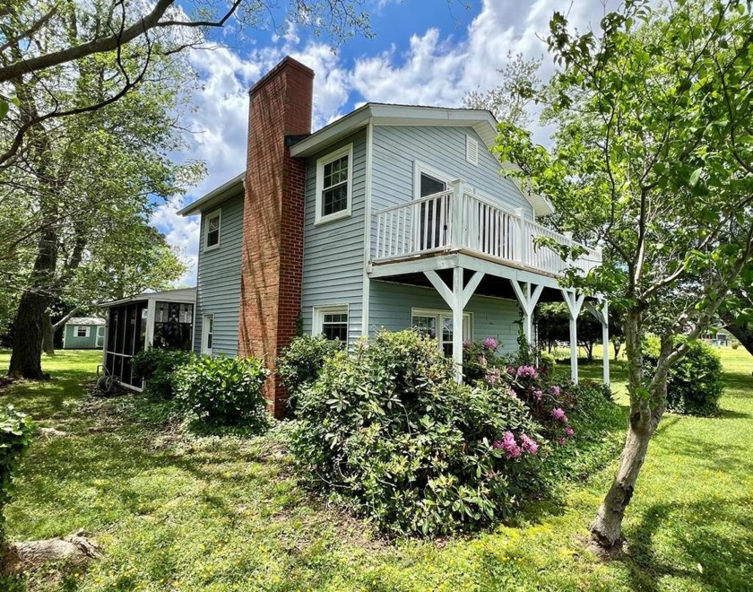 A Water-View Bungalow/Cottage get-away retreat. Some highlights: - Beach Home for sale in Heathsville, Virginia on Beachhouse.com