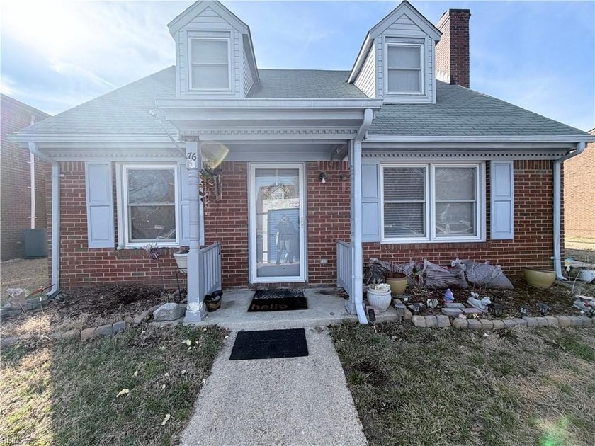 Don't Miss This Opportunity to Be Minutes from the Beach! This - Beach Home for sale in Hampton, Virginia on Beachhouse.com