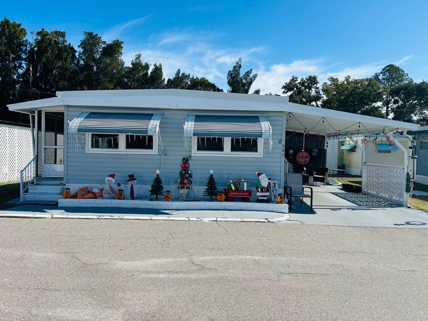 Holiday Ranch - Clearwater, FL  4300 E Bay Dr, Lot 307 - Beach Home for sale in Clearwater, Florida on Beachhouse.com