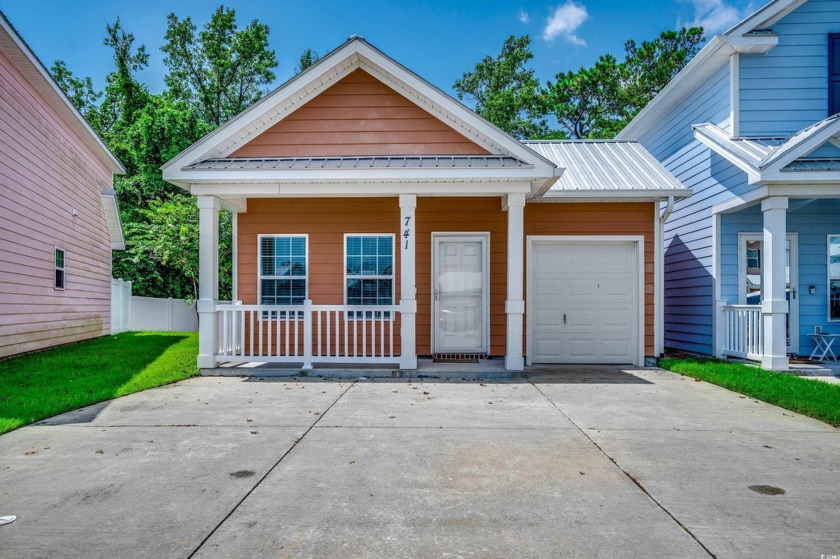 Wow - check out the large living area on this two bedroom two - Beach Condo for sale in North Myrtle Beach, South Carolina on Beachhouse.com