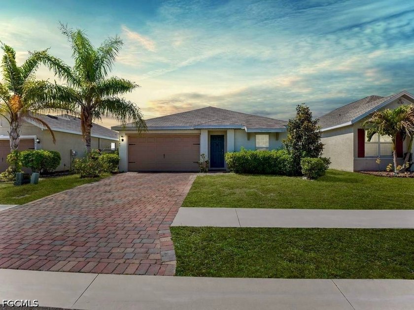 Welcome to this (2020) Built meticulously maintained 4/2 FENCED - Beach Home for sale in Lehigh Acres, Florida on Beachhouse.com