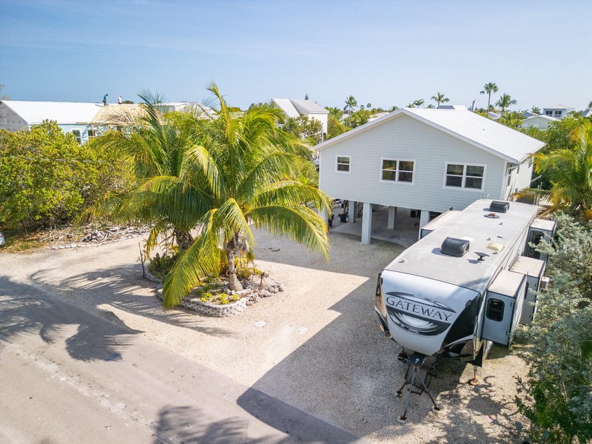 Experience true Keys living in this beautifully renovated - Beach Home for sale in Cudjoe Key, Florida on Beachhouse.com
