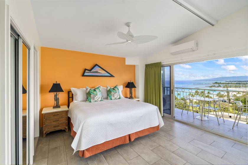 Ocean View Penthouse Suite, Steps to Beach, Sleeps - Beach Vacation Rentals in Honolulu, Hawaii on Beachhouse.com
