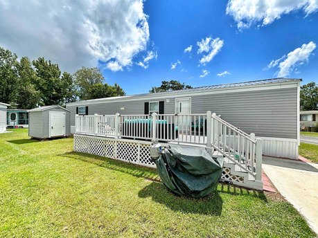 NEW METAL ROOF. NEW 22 x 20 TREX COMPOSITE DECK - QUALITY STAIR - Beach Home for sale in North Myrtle Beach, South Carolina on Beachhouse.com