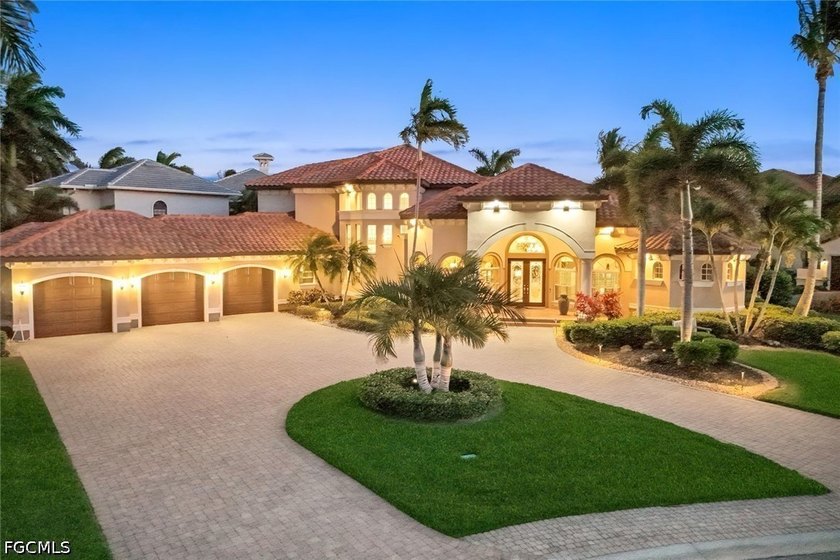 DIRECT GULF ACCESS | SOUTHWESTERN REAR EXPOSURE | ESTATE LIVING - Beach Home for sale in Cape Coral, Florida on Beachhouse.com