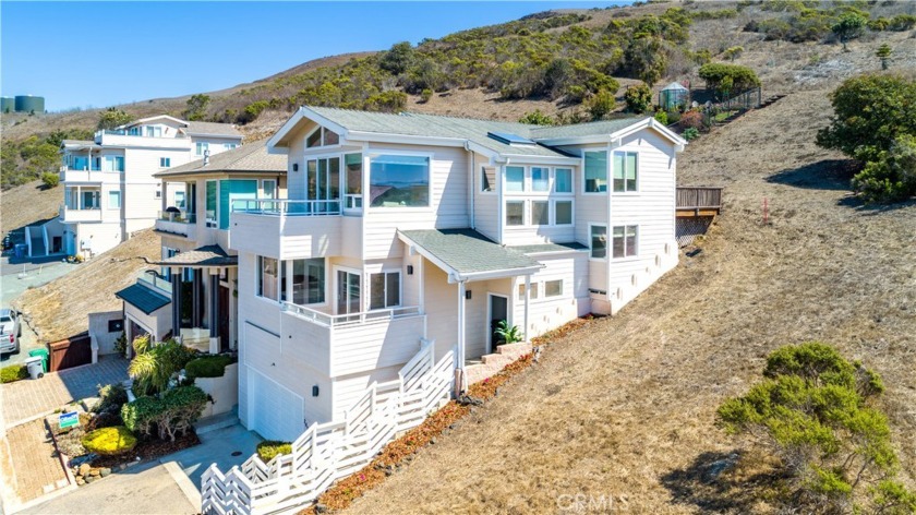 Welcome to Cayucos-by-the-Sea! Don't miss the opportunity to own - Beach Home for sale in Cayucos, California on Beachhouse.com