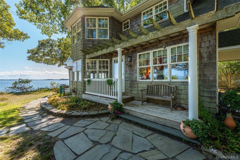 Welcome to your bayside escape. 
A stunning bayfront retreat - Beach Home for sale in East Marion, New York on Beachhouse.com