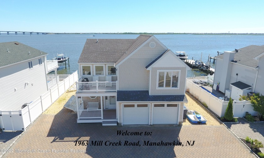 It's not often that the opportunity to own a Bayfront becomes - Beach Home for sale in Stafford, New Jersey on Beachhouse.com