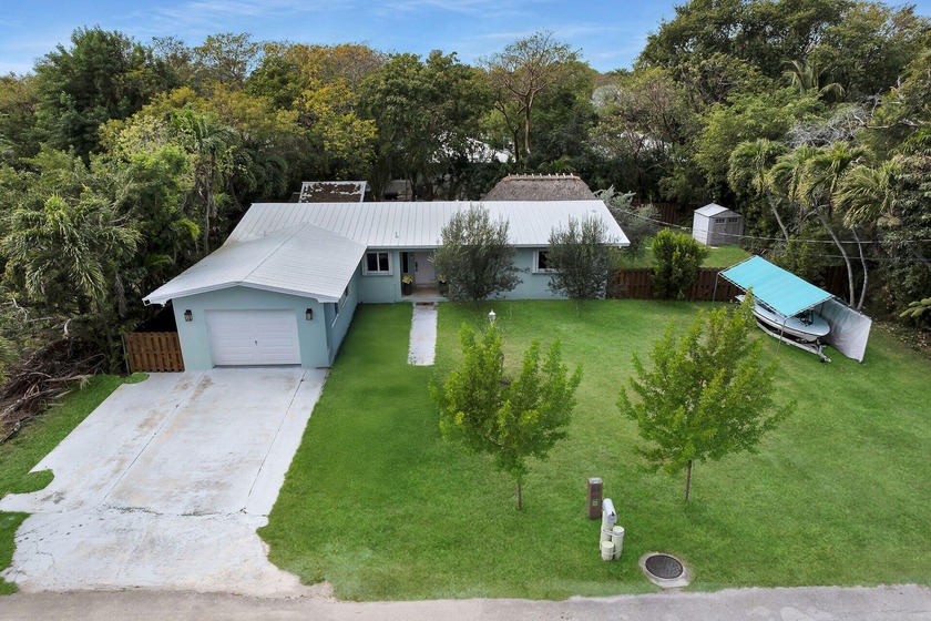 Completely remodeled and meticulously maintained, this stunning - Beach Home for sale in Key Largo, Florida on Beachhouse.com