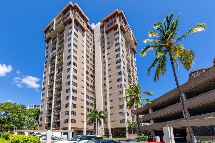 The Park at Pearlridge is a pet friendly complex with ample - Beach Condo for sale in Aiea, Hawaii on Beachhouse.com