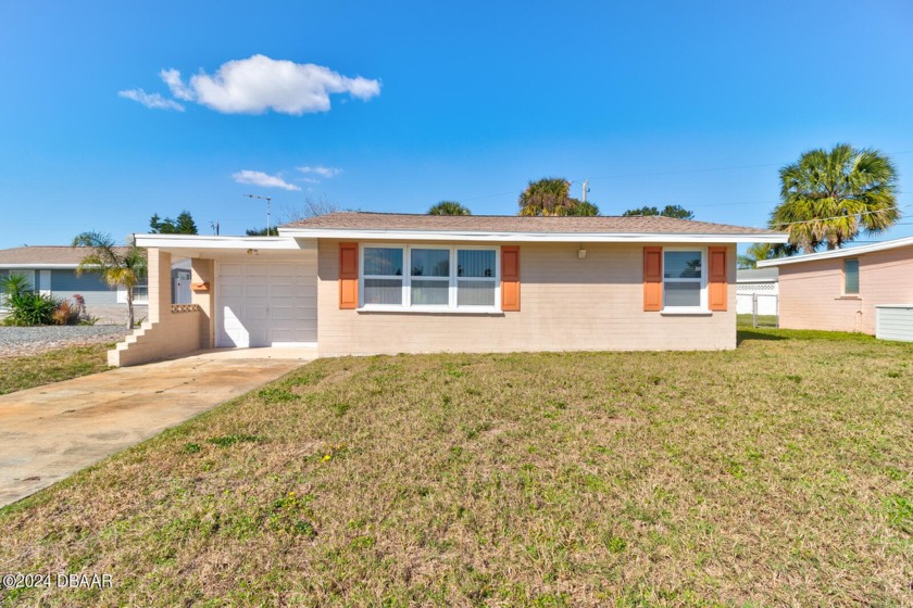 Situated in the coveted Ormond by the Sea neighborhood, this - Beach Home for sale in Ormond Beach, Florida on Beachhouse.com