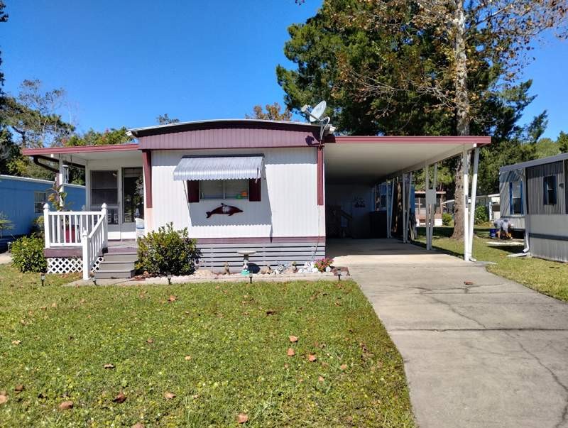 Come see this 2 bedroom 1 1/2 bath home in a 55 plus community - Beach Home for sale in St Augustine, Florida on Beachhouse.com