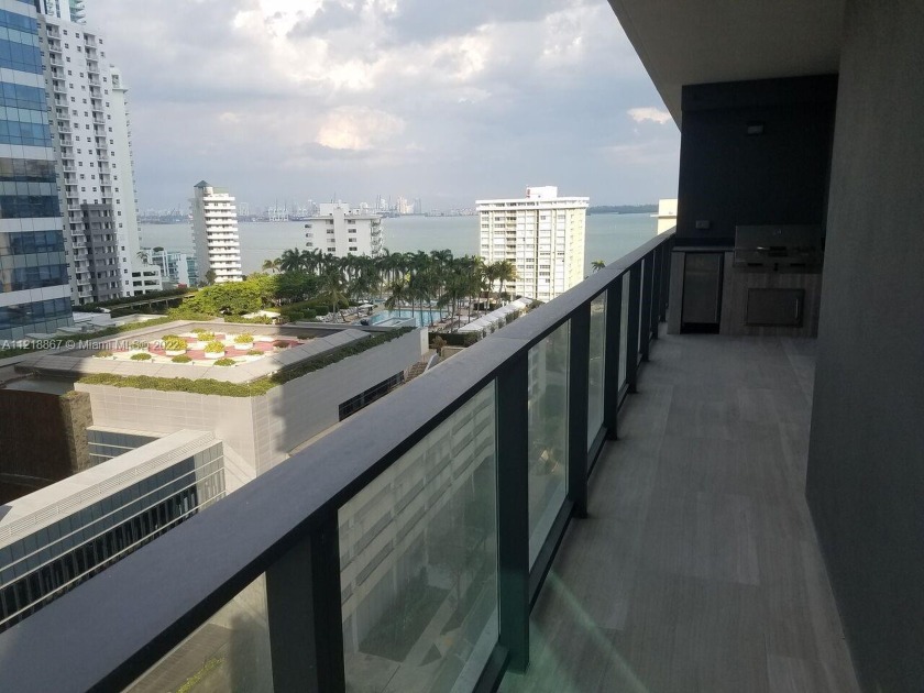 Spectacular 1 Bed/1.5 Bath corner residence at Echo Brickell, a - Beach Condo for sale in Miami, Florida on Beachhouse.com