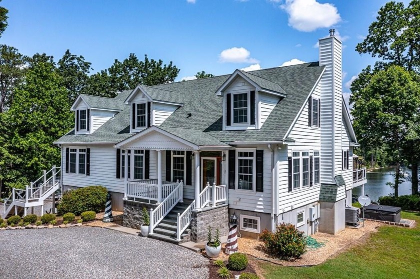 Welcome to 249 Spring Hill Road, a beautifully renovated - Beach Home for sale in Lancaster, Virginia on Beachhouse.com