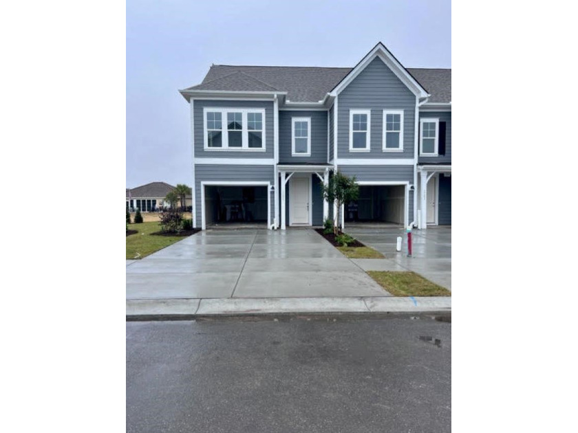 New Construction ~ Awesome 4br/3.5ba 3 story, 2,102 htd sqft End - Beach Townhome/Townhouse for sale in North Myrtle Beach, South Carolina on Beachhouse.com