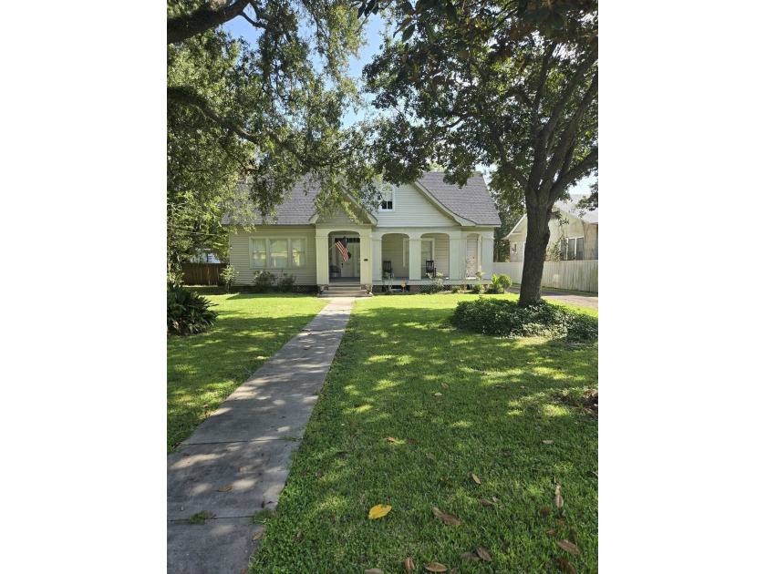 Sellers are Highly Motivated and Willing to consider all offers - Beach Home for sale in Franklin, Louisiana on Beachhouse.com