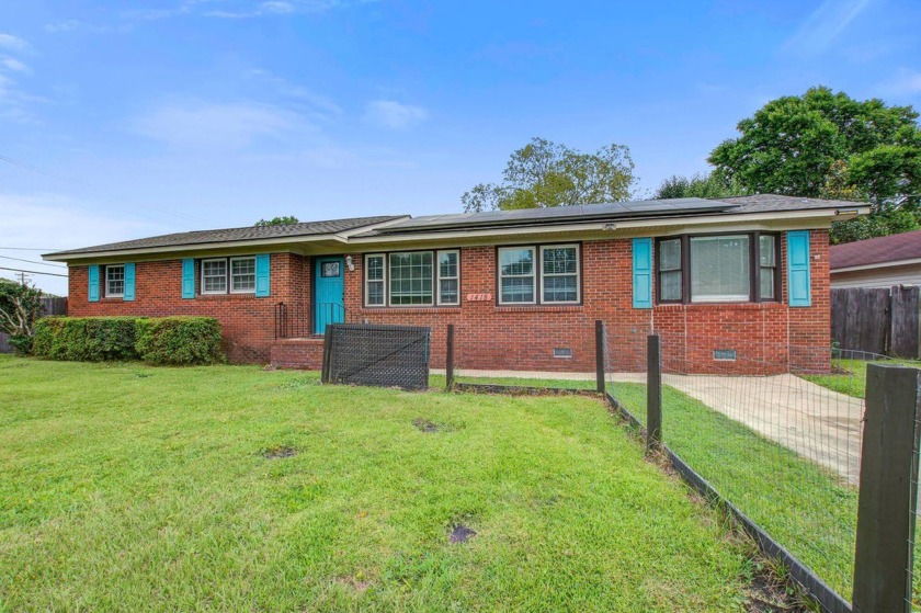 Don't miss this Brick home on a large lot,  in a great location - Beach Home for sale in Charleston, South Carolina on Beachhouse.com