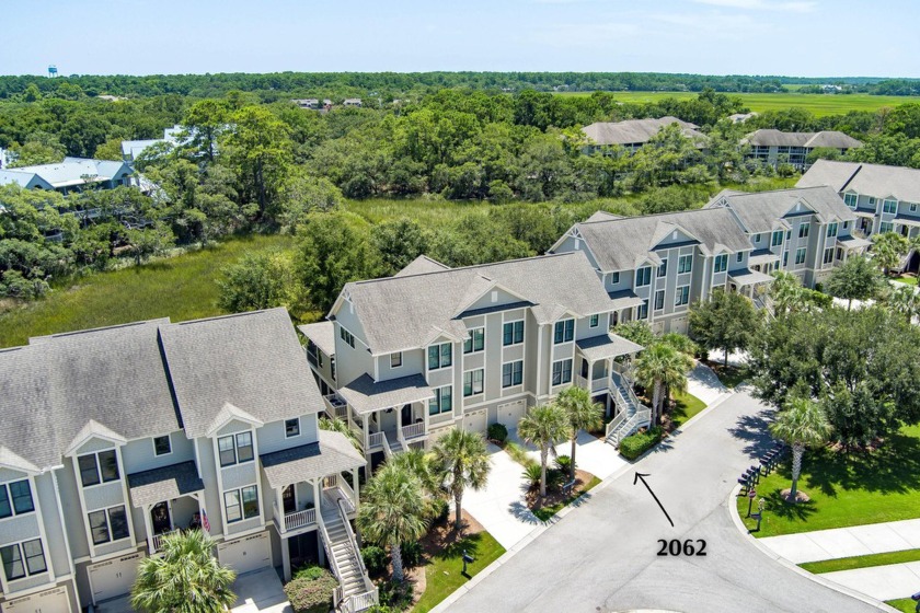 This stunning townhome in Salt Marsh offers a perfect blend of - Beach Home for sale in Seabrook Island, South Carolina on Beachhouse.com