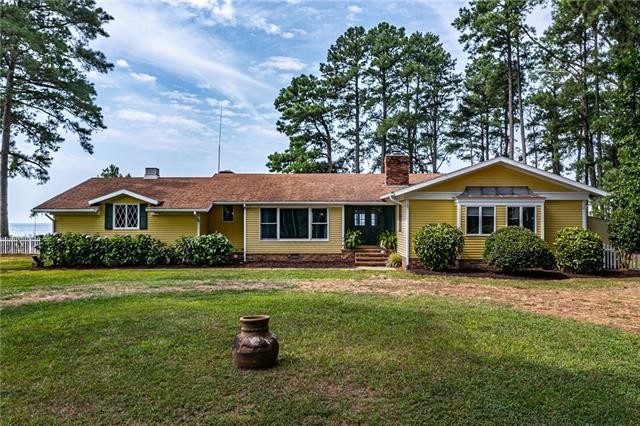 Sparkling waters, a sandy beach, and a pier with a 4-foot water - Beach Home for sale in White Stone, Virginia on Beachhouse.com