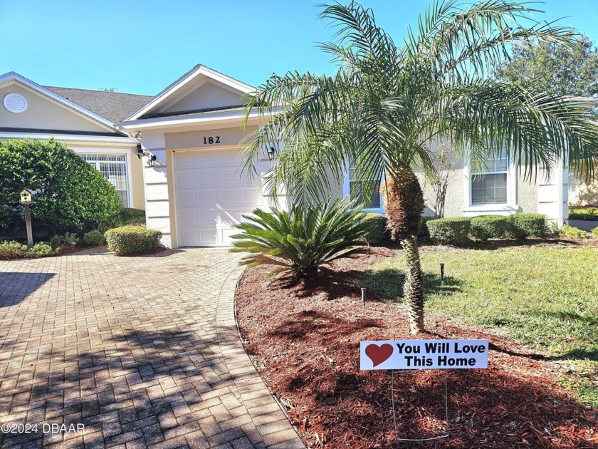 Charming TURN-KEY 2-bedroom, 2-bathrooms home nestled in the - Beach Townhome/Townhouse for sale in Daytona Beach, Florida on Beachhouse.com