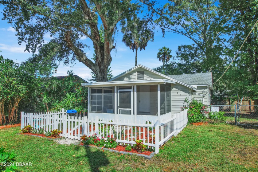 Step into your dream home in the heart of Holly Hill, Florida--a - Beach Home for sale in Holly Hill, Florida on Beachhouse.com