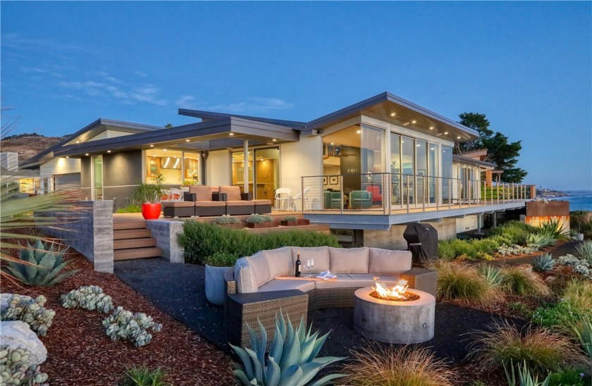 Coastal Elegance Redefined: A Contemporary Oceanfront - Beach Home for sale in Pismo Beach, California on Beachhouse.com