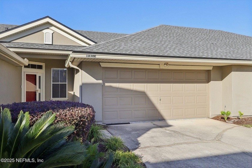 Beautifully Updated 3-Bedroom, 2-Bath Townhome in Eagle Harbor - - Beach Home for sale in Fleming Island, Florida on Beachhouse.com