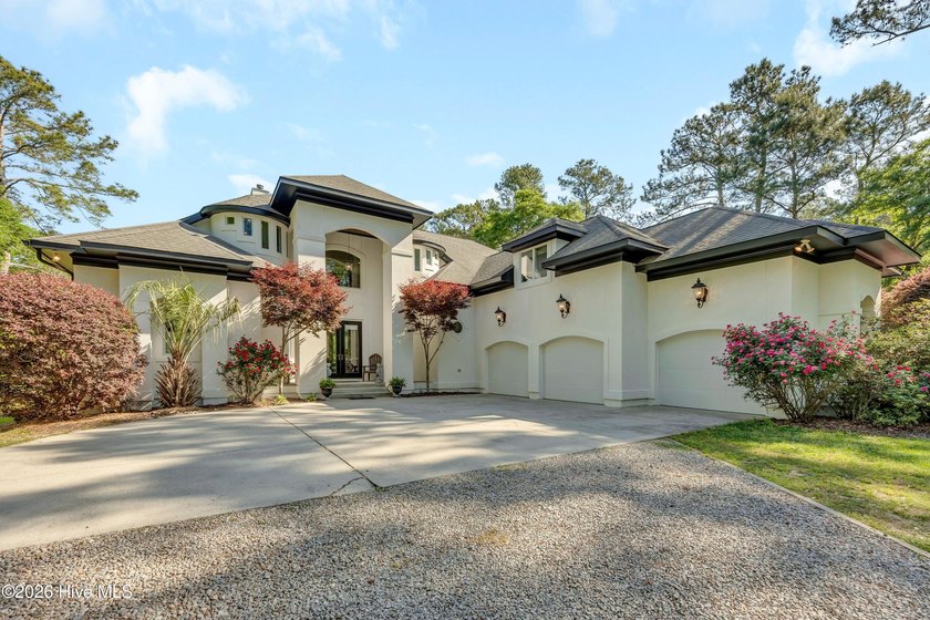 Waterfront opportunity on Futch Creek with approximately 139 - Beach Home for sale in Wilmington, North Carolina on Beachhouse.com