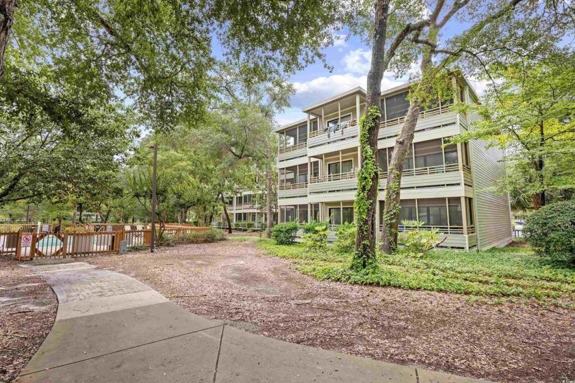 Live like you are on vacation!  Beautifully and recently updated - Beach Condo for sale in Myrtle Beach, South Carolina on Beachhouse.com