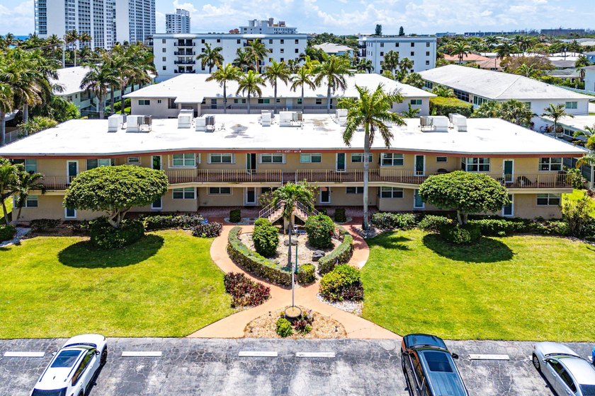 Location truly is everything. Just steps from the beach, this - Beach Condo for sale in Boca Raton, Florida on Beachhouse.com